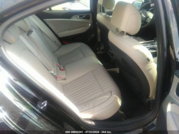  Genesis G70 2023 2.0l 2.0 Benzyna 252KM, zdjęcie 13