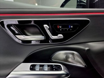 Mercedes Klasa E W214 Sedan 2.0 220d 197KM 2025 E Klasa 220 d 4-Matic AMG 2.0 (197KM) 2025, zdjęcie 11