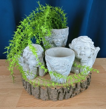 БЕТОННАЯ КРЫШКА С АНГЕЛОМ