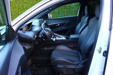 Peugeot 3008 II Crossover 1.5 BlueHDI 130KM 2020 Peugeot 3008 1.5 HDI 130KM GT Panorama Full Led Navi-Kamera Bezwypadkowy F, zdjęcie 23