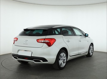 DS 5 Hatchback (Citroen) 2.0 HDi Hybrid4 200KM 2014 Citroen DS5 Hybrid4 Airdream, 197 KM, 4X4, zdjęcie 4