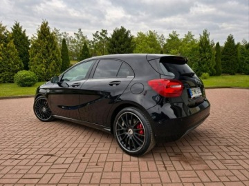 Mercedes Klasa A W176 Hatchback 5d Facelifting 180 122KM 2016 Mercedes A 180 1.6 Benzyna Kamera, zdjęcie 6