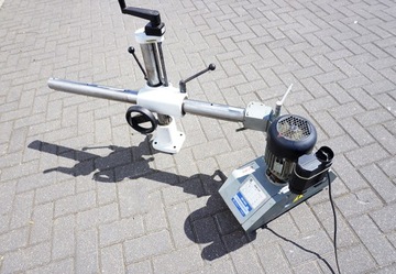 Подача фрезерного станка ELU: 3 ролика