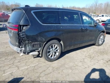 Chrysler Pacifica II 2023 Chrysler Pacifica 2023, 4x4, TOURING L AWD 3.6 Benzyna 287KM, zdjęcie 5
