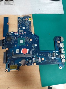 Płyta Główna LA-A994P HP 250 G3 Uszkodzona