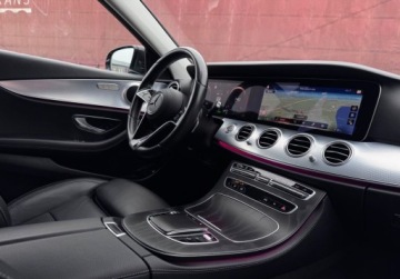 Mercedes Klasa E W213 Kombi Facelifting 2.0 E200 197KM 2021 Mercedes-Benz Klasa E Hybr 9G LIFT Full Led Skora Duza Navi Virtual Ambien, zdjęcie 6