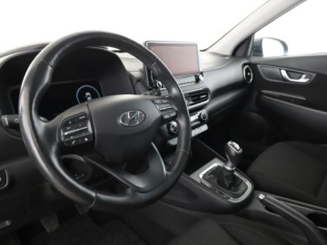 Hyundai Kona I Crossover Facelifting 1.0 T-GDI 120KM 2021 Hyundai Kona virtual led niski przebieg grzane, zdjęcie 13