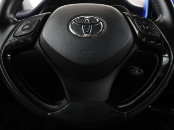 Toyota C-HR I Crossover 1.8 Hybrid 122KM 2017 Toyota C-HR HEV automat navi grzane fotele kamera, zdjęcie 20