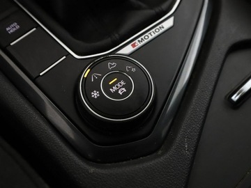 Volkswagen Tiguan Allspace SUV 2.0 TDI 200KM 2021 Volkswagen Tiguan Allspace 7 os. 4x4 DSG full LED, zdjęcie 30