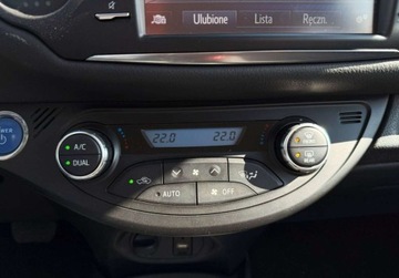 Toyota Yaris III 2018 Toyota Yaris OFERTA BLACK WEEK 1.5 Hybrid 75KM CVT Premium Salon PL 1.5, zdjęcie 24