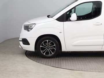 Opel Combo E Kombivan 1.2 Turbo 110KM 2019 Opel Combo 1.2 Turbo, Salon Polska, Serwis ASO, zdjęcie 14