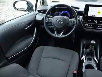 Toyota Corolla XII Sedan 1.5 VVT-i 125KM 2022 Toyota Corolla 1.5 VVT-i, Salon Polska, zdjęcie 6