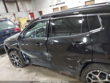 Jeep Compass II 2024 Jeep Compass 2024 JEEP COMPASS LIMITED 4X4 2.0 Benzyna 200KM, zdjęcie 3