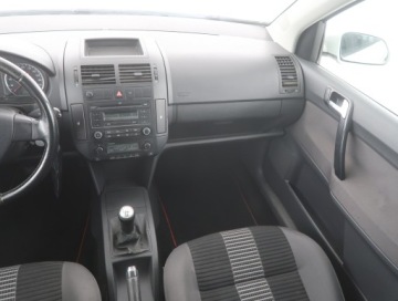 Volkswagen Polo IV Hatchback 1.9 TDI 101KM 2008 VW Polo 1.9 TDI, Klima, Klimatronic,ALU, El. szyby, zdjęcie 7