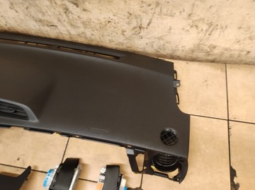 Доска-консоль, подушки, ремни, Yaris III 3 EU