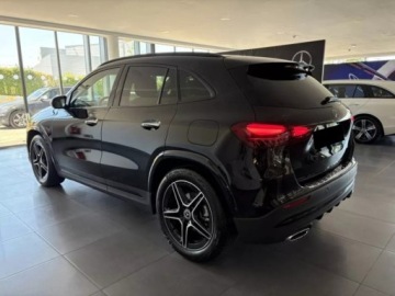 Mercedes GLA II Off-roader Facelifting 2.0 220 190KM 2026 MERCEDES-BENZ GLA 220 4-Matic AMG Line 2.0 (190KM) 2026, zdjęcie 3