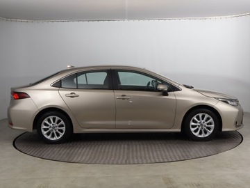 Toyota Corolla XII Sedan 1.5 VVT-i 125KM 2022 Toyota Corolla 1.5 VVT-i, Salon Polska, zdjęcie 5