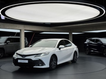 Toyota Camry IX Sedan 2.5 Hybrid Dynamic Force 218KM 2023 Toyota Camry Executive ACC LED Podgrzewane fotele Kamera Nawigacja