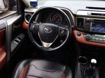 Toyota RAV4 IV MPV D-4D 125 124KM 2014 Toyota RAV 4 2.0 D-4D, Salon Polska, 4X4, Skóra, zdjęcie 6
