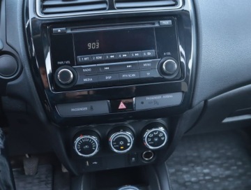 Mitsubishi ASX I SUV Facelifting 2016 1.6 117KM 2017 Mitsubishi ASX 1.6 MIVEC, Salon Polska, zdjęcie 11