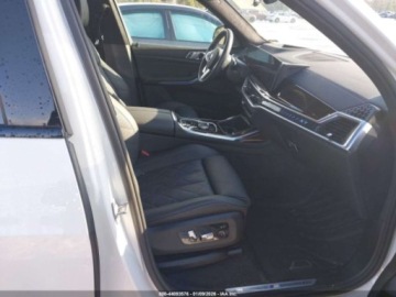 BMW X7 2025 BMW X7 xDrive40i 2025 3.0 Benzyna 375KM, zdjęcie 9