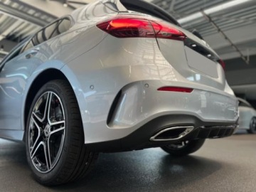 Mercedes Klasa A W177/V177 Hatchback Facelifting 1.3 200 163KM 2025 MERCEDES-BENZ A Klasa 200 AMG Line 1.3 (163KM) 2025, zdjęcie 4