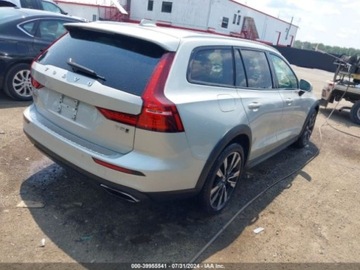 Volvo V60 II  2021 Volvo V60 Cross Country 2021r, Cross Country, 4x4, 2.0L 2.0 Benzyna 250KM, zdjęcie 6