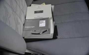 Mercedes Klasa E W210 Sedan 2.3 150KM 1996 Mercedes-Benz Klasa E Mercedes-Benz Klasa E 230 Classic 2.3 Benzyna 150KM, zdjęcie 32