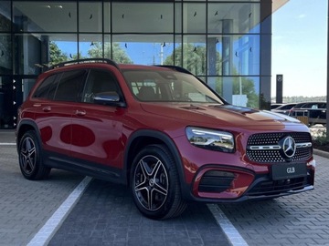 Mercedes GLB SUV 2.0 220d 190KM 2025 MERCEDES-BENZ GLB 220 d 4-Matic AMG Line 2.0 190KM, zdjęcie 1