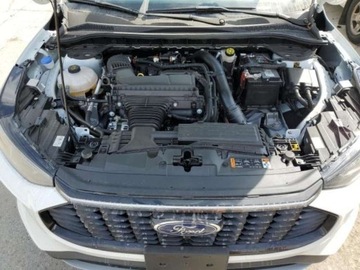 Ford Kuga III 2024 Ford Kuga 2024, 2.0L, 4x4, PLATINUM, po gradobiciu 2.0 Benzyna 250KM, zdjęcie 11