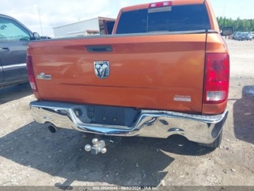 Dodge Ram IV 2010 Dodge RAM 2010 Dodge Ram 1500 2WD Crew Cab 140.5 SLT 5.7 Benzyna 390KM, zdjęcie 7