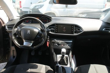 Peugeot 308 II Hatchback 5d 1.6 BlueHDi 120KM 2015 Peugeot 308 ROK 2015 POJ 1,6 120 KM, zdjęcie 10