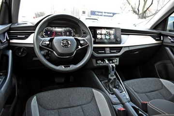 Skoda Kamiq Crossover 1.0 TSI 110KM 2023 Škoda Kamiq Skoda Kamiq Bezwypadkowy / Salon, zdjęcie 12
