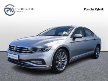 Volkswagen Passat B8 Variant Facelifting 2.0 TSI 190KM 2022 Volkswagen Passat 2.0TSI 190KM ACC SalonPL Kamera