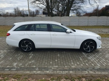 Mercedes Klasa E W213 Kombi 2.0 220d 194KM 2016 Mercedes E 220 2.0d 194KM W213 Automat Raty, zdjęcie 9