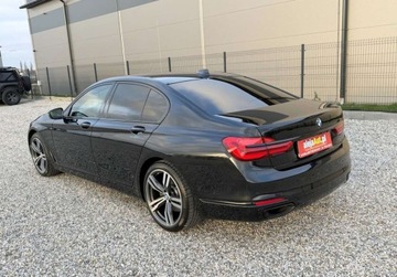 BMW Seria 7 G11-G12 Sedan 730d 265KM 2017 BMW Seria 7 4x4 BMW 730D 265 KM Bezwypadkowy Warszawa 3.0 Diesel, zdjęcie 4