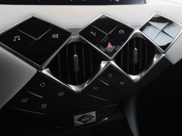  DS Automobiles DS 3 Crossback automat full lED, zdjęcie 26