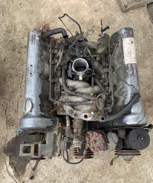 Silnik Mercedes-W116 R107 W108 W109 M117.983 4.5L M117
