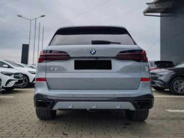 BMW X5 G05 SUV Facelifting 3.0 30d 298KM 2026 xDrive30d M Sport 3.0 (298 KM)| Hak holowniczy, elektryczny, zdjęcie 3