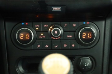 Nissan Qashqai I Crossover Facelifting  1.6 dCi 130KM 2012 Nissan Qashqai+2 1.6 dCi, Salon Polska, zdjęcie 12