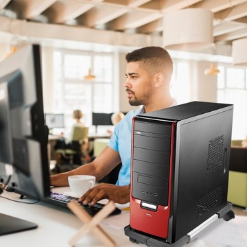 Настольная подставка для настольных компьютеров на колесиках.