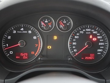 Audi A3 8P Hatchback 3d 1.6 102KM 2009 Audi A3 1.6, Klima,ALU, zdjęcie 10
