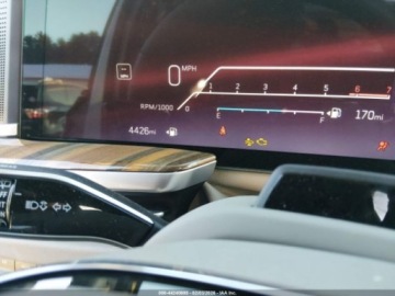 Cadillac Escalade III 2025 Cadillac Escalade Premium Luxury Platinum 2025 6.2 Benzyna 420KM, zdjęcie 11