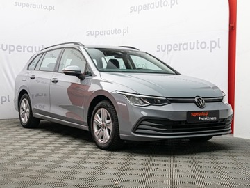 Volkswagen Golf VIII Variant 2.0 TDI 115KM 2022 VOLKSWAGEN Golf 2.0 TDI SCR Life Combi 115KM 2022, zdjęcie 2