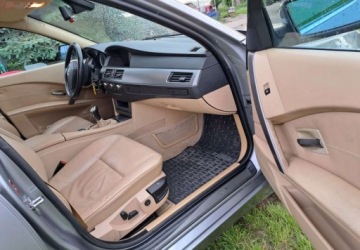 BMW Seria 5 E60 Touring 530 i 258KM 2005 BMW Seria 5 BMW Seria 5 530i 3.0 Benzyna 258KM, zdjęcie 2
