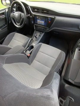Toyota Auris II Touring Sports Facelifting 1.8 Hybrid 136KM 2017 Toyota Auris 1.8 Hybrid 129tys km !, zdjęcie 24