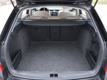 Skoda Octavia III Kombi 2.0 TDI CR DPF 150KM 2014 Skoda Octavia 2.0 TDI, Salon Polska, Navi, Xenon, zdjęcie 11