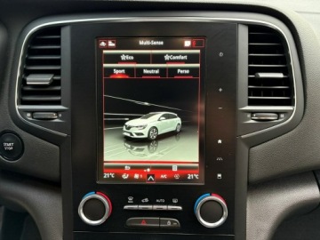 Renault Megane IV Grandtour Facelifting 1.3 TCe 140KM 2020 Renault Megane 1.3 140 KM Automat BOSE Kamera, zdjęcie 19