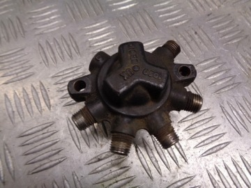 ROZDZIELACZ PALIWA FORD FOCUS MK1 R9144Z020D