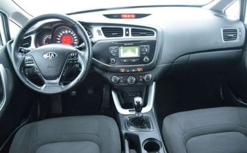 Kia Ceed II Hatchback 5d Facelifting 1.4 DOHC 100KM 2015 Kia Ceed 1.4B 2015r Kamera 2 Kpl Kol Grzane Fotele i Kierownica Sprowadzony, zdjęcie 20